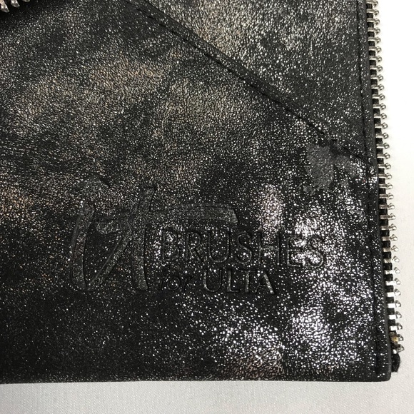 IT for Ulta Brushes Clutch  BRAND NEW - Picture 2 of 7